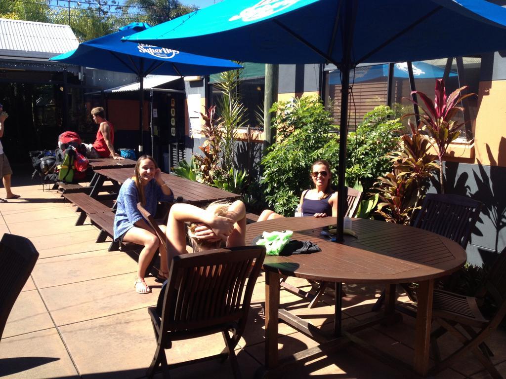 Noosa Backpackers Resort Noosaville Exterior photo