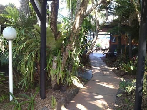 Noosa Backpackers Resort Noosaville Exterior photo